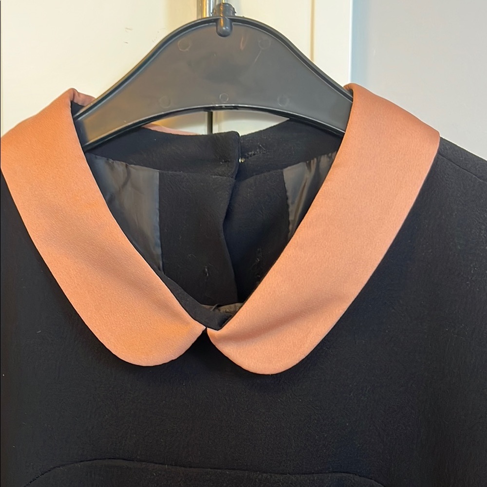 Uncommon Black Dress with Rose Collar S-M - Picture 4 of 9
